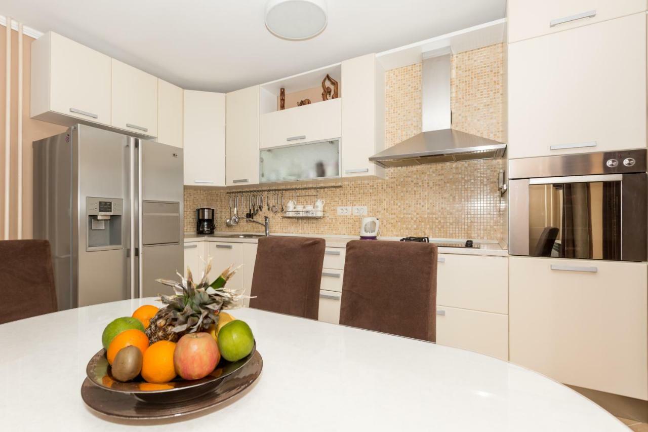 Spacious Apartment Near The Old Town Дубровник Экстерьер фото